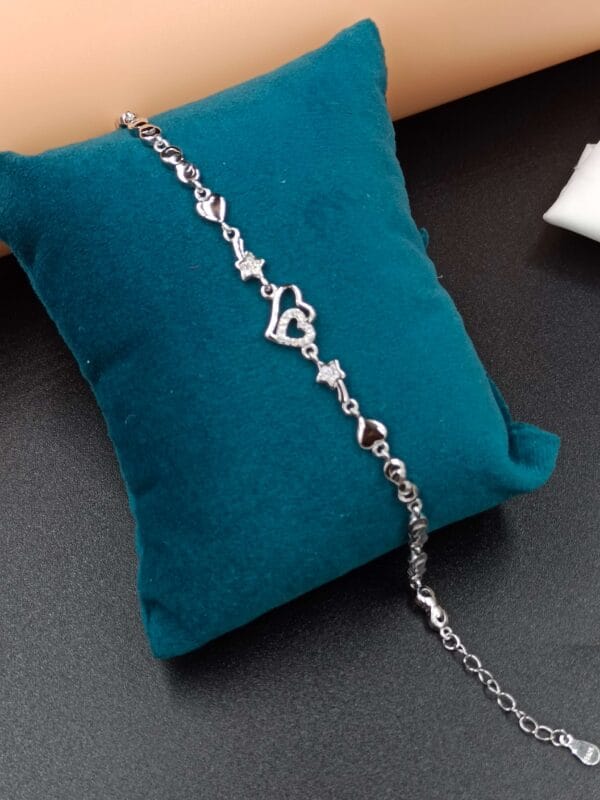 Delicate Silver Heart Bracelet