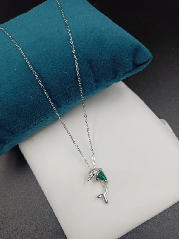 Silver Dokiya with Dolphin Pendant & Gem