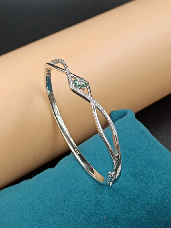 Elegant Silver Kada with Green Gem