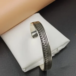 Men’s Silver Kada with Zigzag Pattern