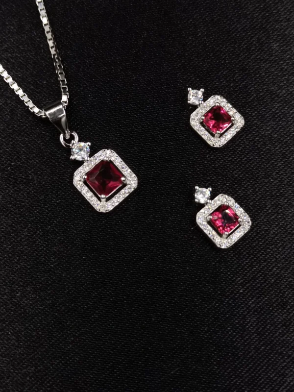 Red Stone Square Silver Pendant Set
